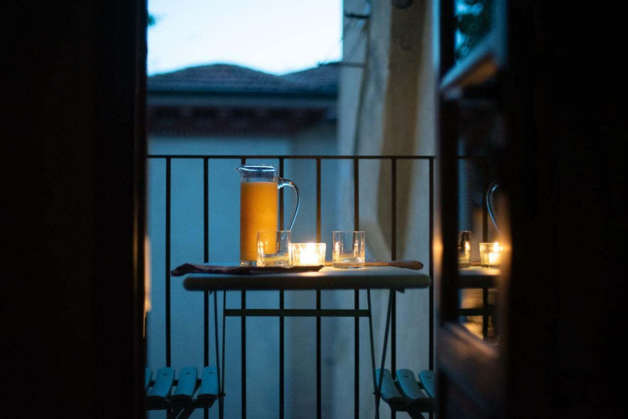 B&B Residenza Di Via Fontana Лукка Экстерьер фото